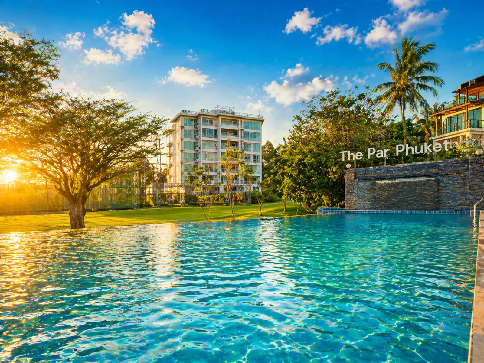 The Par Phuket รีวิว โรงแรมกลางเมืองภูเก็ต ใกล้กะทู้ วิวสนามกอล์ฟ