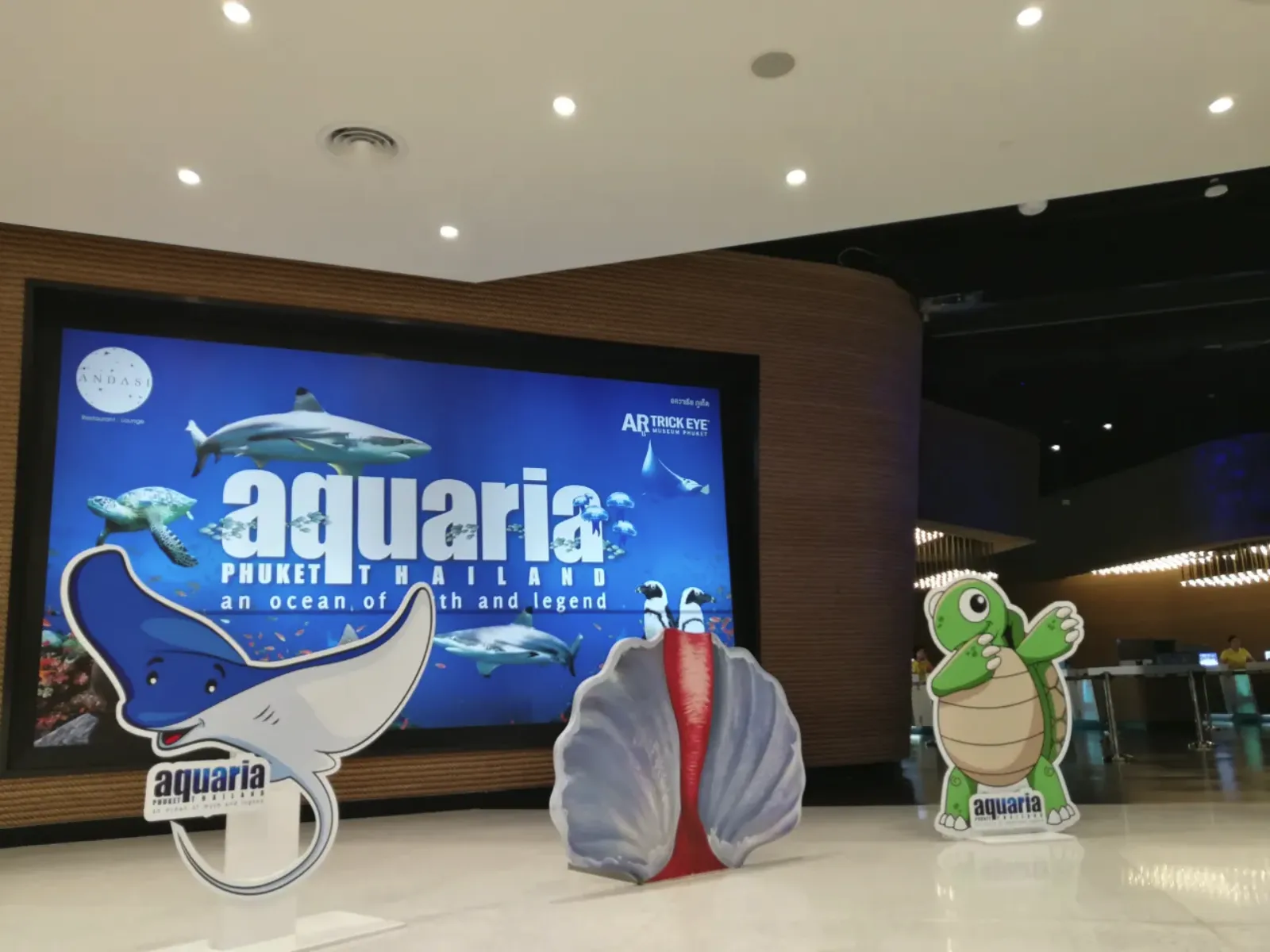 Aquaria Phuket อควาเรีย ภูเก็ต พิพิธภัณฑ์สัตว์น้ำใหญ่ที่สุดในไทย ใจกลางภูเก็ต เหมาะสำหรับเด็ก และครอบครัว