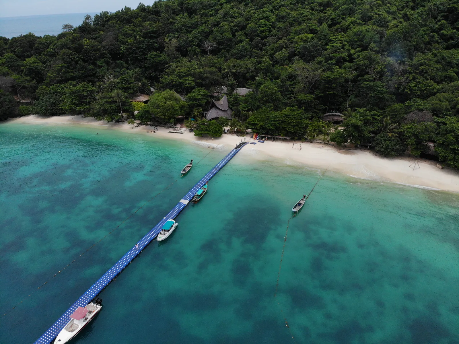 เกาะเฮ ภูเก็ต รีวิว Coral Island เล่นน้ำใส กิจกรรมครบ ใกล้ภูเก็ต