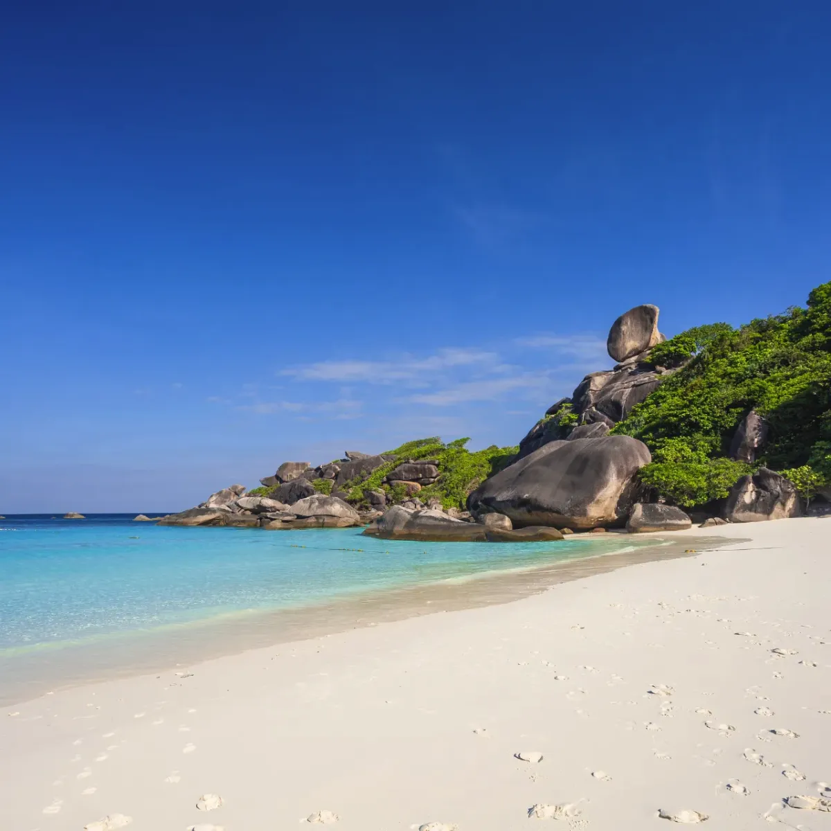 เกาะสิมิลัน รีวิว ทะเลสวยอันดับโลก น้ำใส ดำน้ำระดับโลก